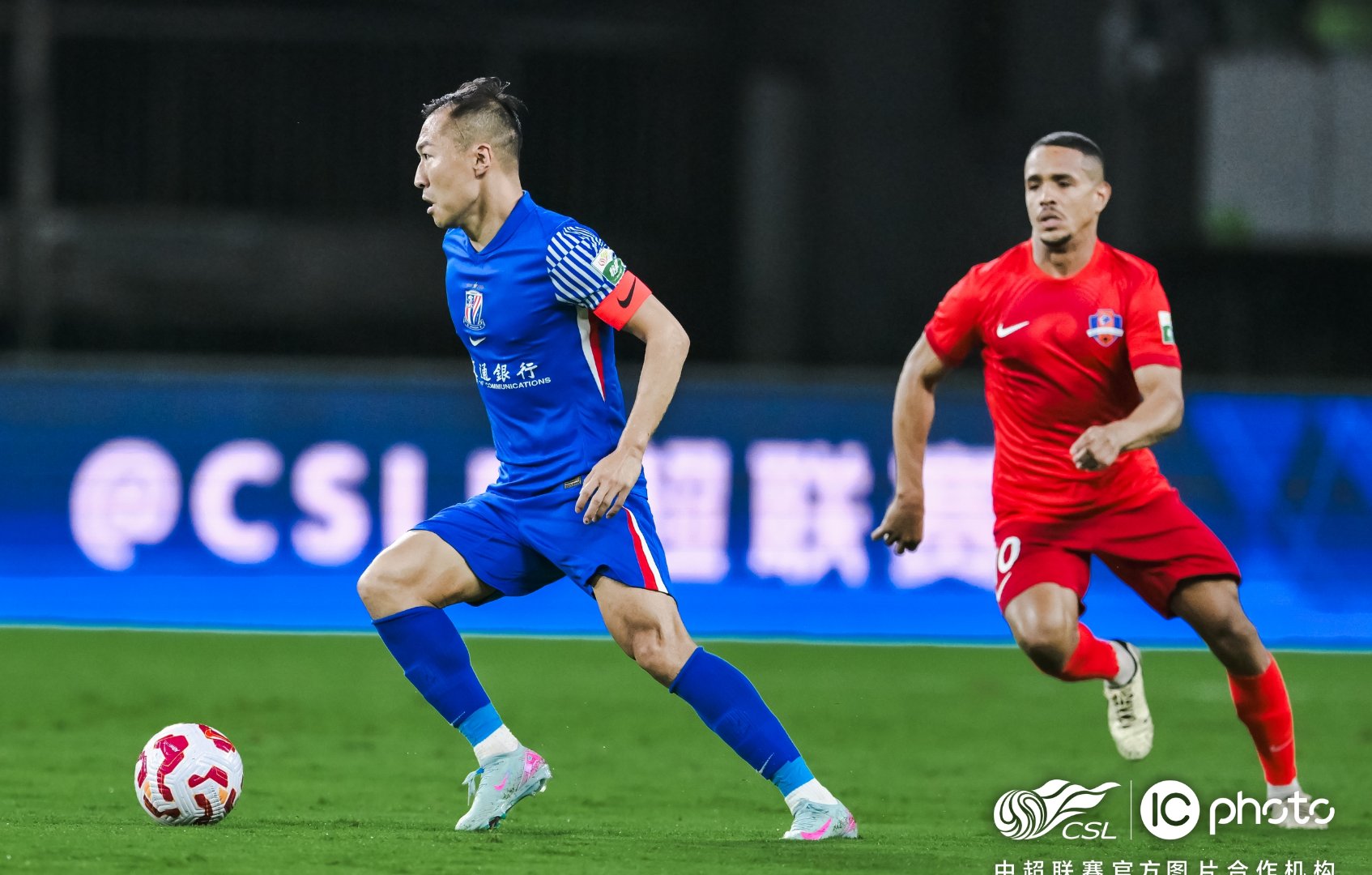 lol战争学院-新奥尔良鹈鹕迎德甲关键赛；今晚门线救险；赛场秩序良好；训练强度明显提升(新奥尔良鹈鹕vs洛杉矶湖人)